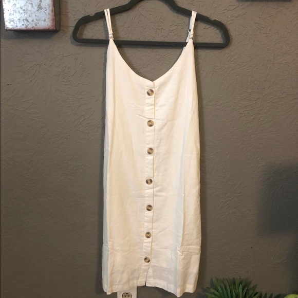 Francesca's Collections Dresses & Skirts - Francesca’s | White Acrylic Button Down Dress!